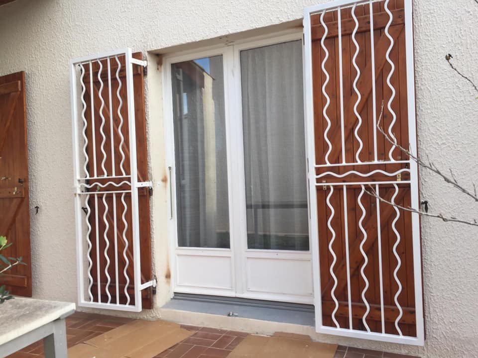 GRILLES DE SÉCURITÉ